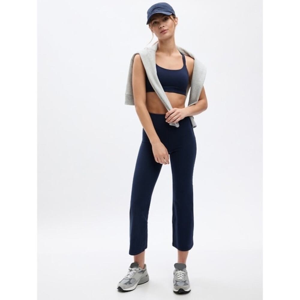 GAP FIT | NWT Full Length Flare Pant | M